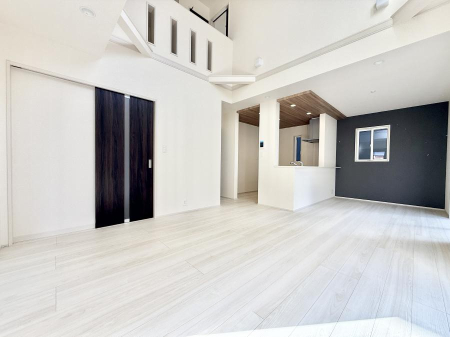 ���r���O ���������R�Ɖ�b�����܂��A�S�n�悢�ЂƂƂ�