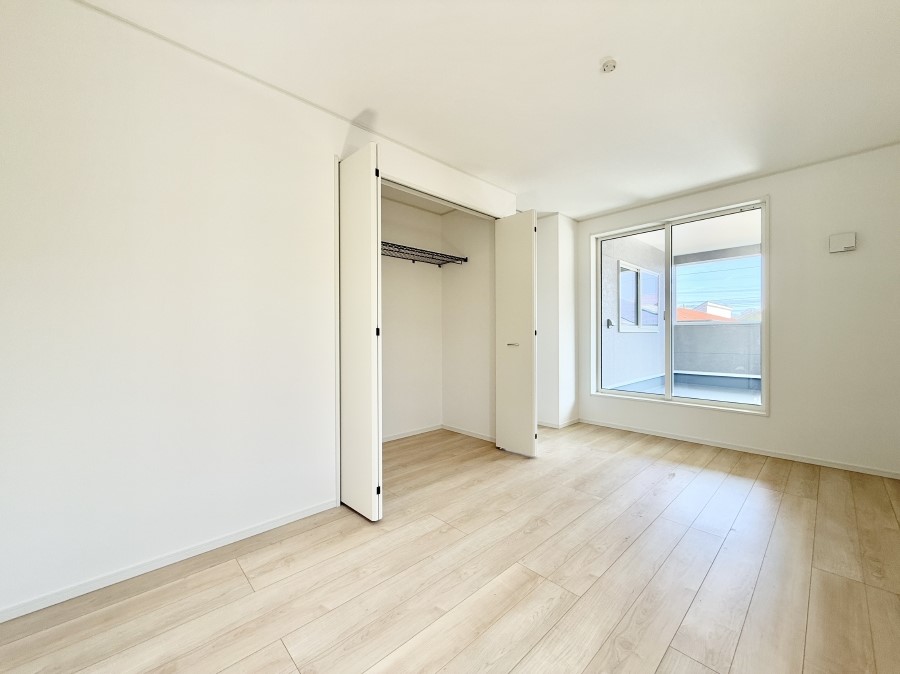 �q������ �������v���C�x�[�g��ԂƂ��ĐÂ��ŗ�������������񋟂��Ă���܂�