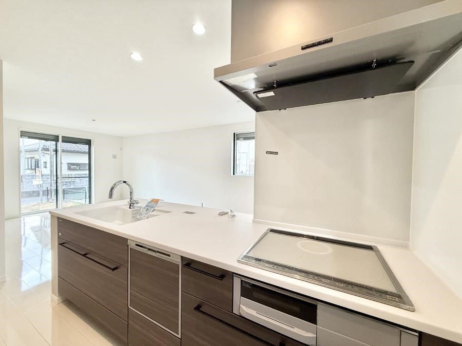 �L�b�`�� �������Ƒ����J��[�߂�A������̂���L�b�`��