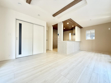 ���r���O ���������ƕ���������A�����b�N�X�ł�����