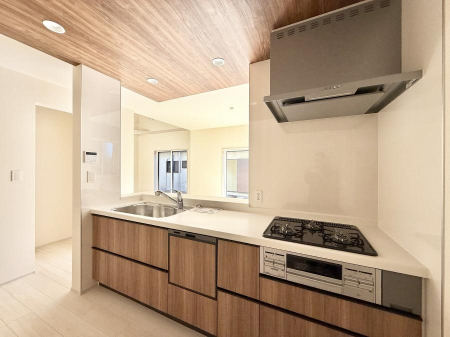 �L�b�`�� �������Ƒ����J��[�߂�A������̂���L�b�`��