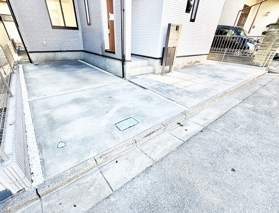  �O�ρ��J�[�X�y�[�X�L