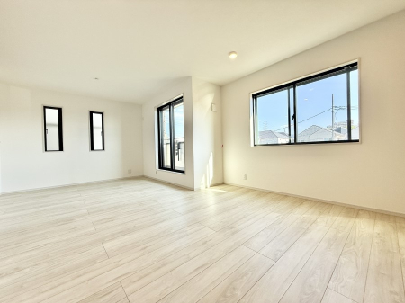 ���r���O ���������C�ɓ���̏ꏊ�ŁA�̂�т�Ƃ������Ԃ�