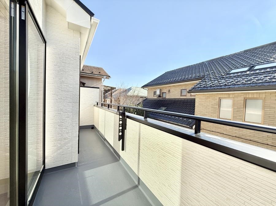 �o���R�j�[ ������ �G�߂̈ڂ낢����������J���I�ȋ�Ԃł�