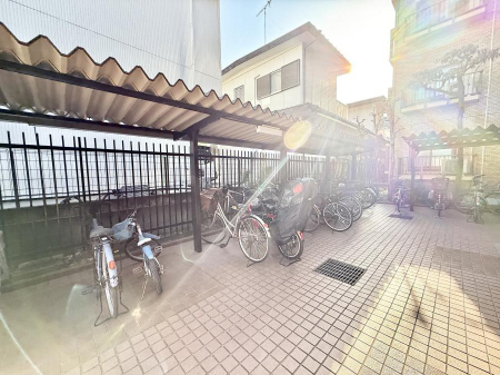 ���̑� �O�ρ�������Ɛ������ꂽ���֏�ŁA���]�Ԃ̕ۊǂ����S�ł�