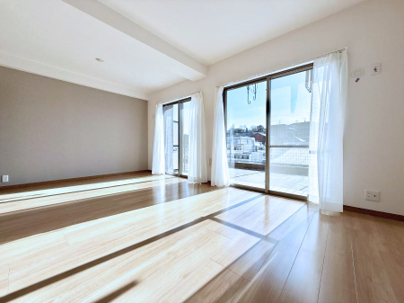 ���r���O �������S���������ꏊ�A�������߂����郊�r���O