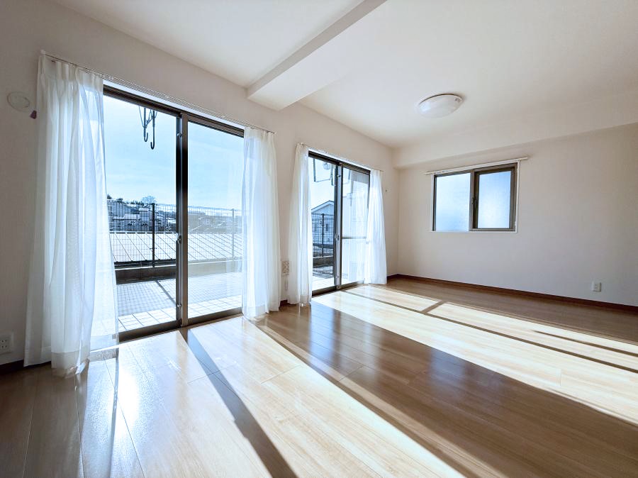 ���r���O �������V���v���������ґ�A��؂Ȑl�Ɖ߂����S���قǂ�����