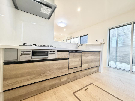 �L�b�`�� �������Ƒ����J��[�߂�A������̂���L�b�`��