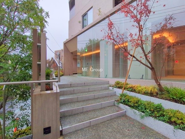 �G���g�����X �O�ρ��Ǘ��̍s���͂����G���g�����X�ň��S���ĕ�点����ł�