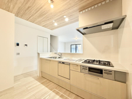 �L�b�`�� �������V���v���Ŕ������S�n�悢���Ԃ𐶂ރL�b�`�����