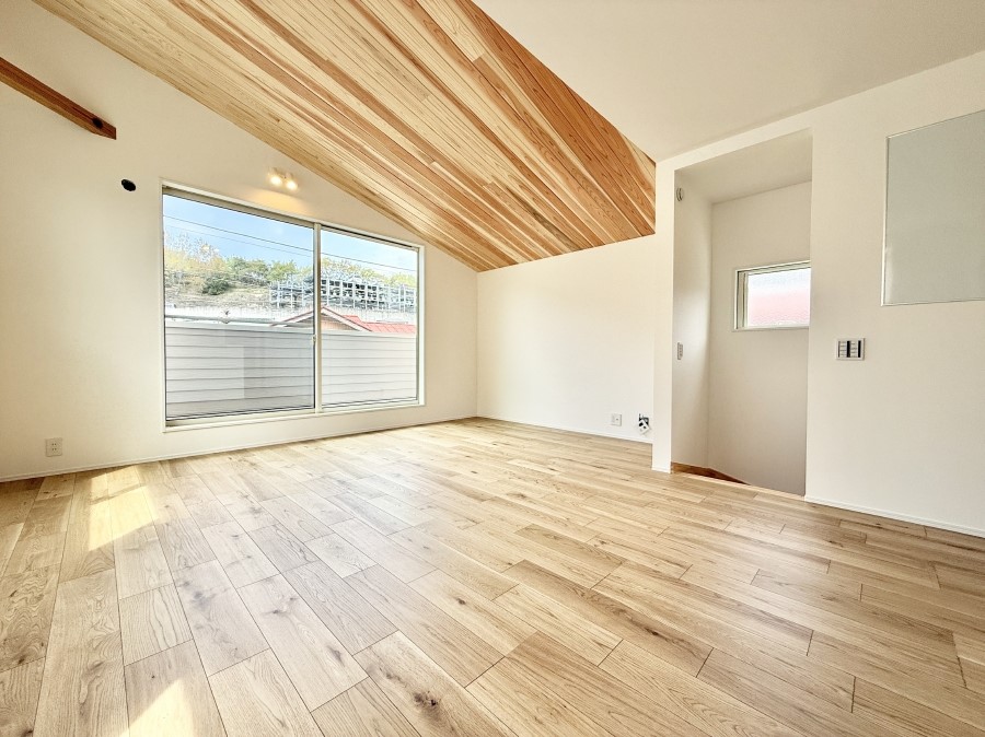 ���̑����� �������ӂƂ����u�ԂɍK����������A�S�n�悢�ꏊ