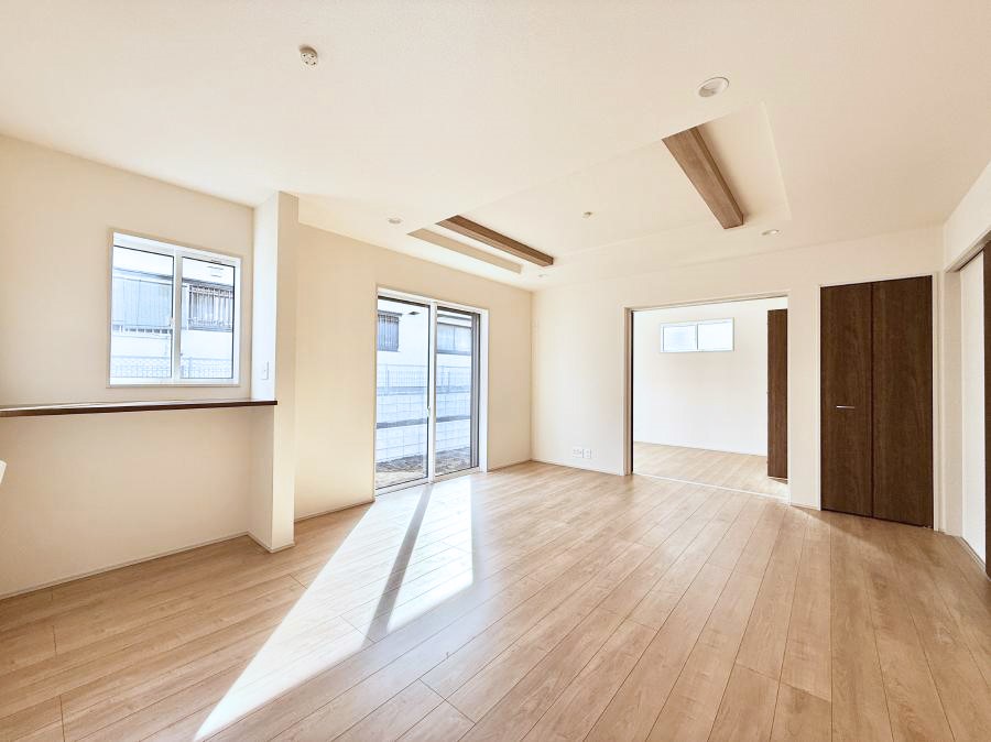 ���r���O ���������C�ɓ���̏ꏊ�ŁA�̂�т�Ƃ������Ԃ�