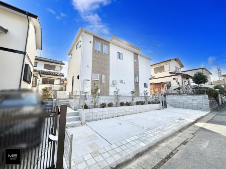 ���n�O�ώʐ^ �O�ρ��V������炵���n�܂�ꏊ�ŁA�Ƒ����J��[�߂�