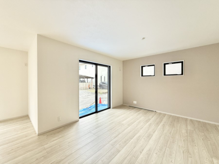 ���̑����� �������Ƒ��̏Ί炪���ӂ��A���났�̋��