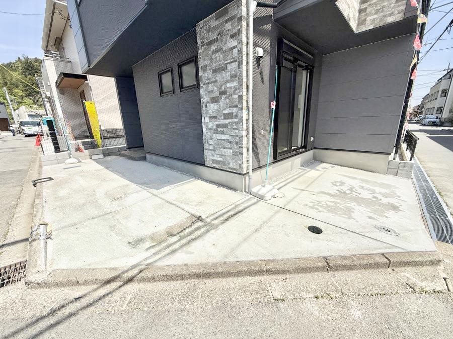  �O�ρ����K�Ȓ��ԃX�y�[�X�ň��S