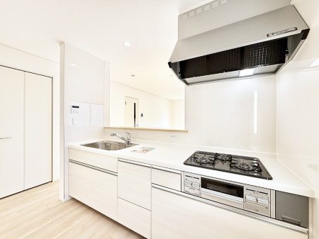 �L�b�`�� �������Ƒ����J��[�߂�A������̂���L�b�`��