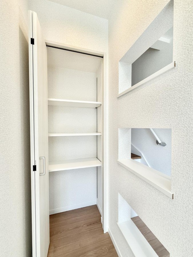 ���[ ����