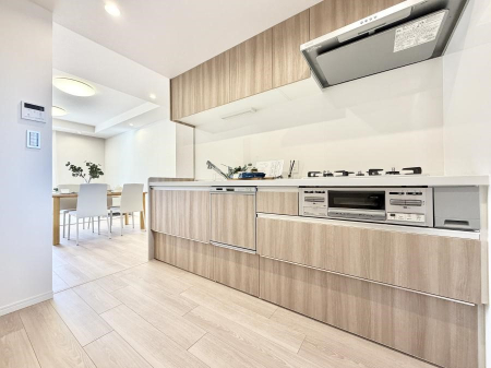 �L�b�`�� �����������������Ԃ����܂��A�Ί炠�ӂ��L�b�`��