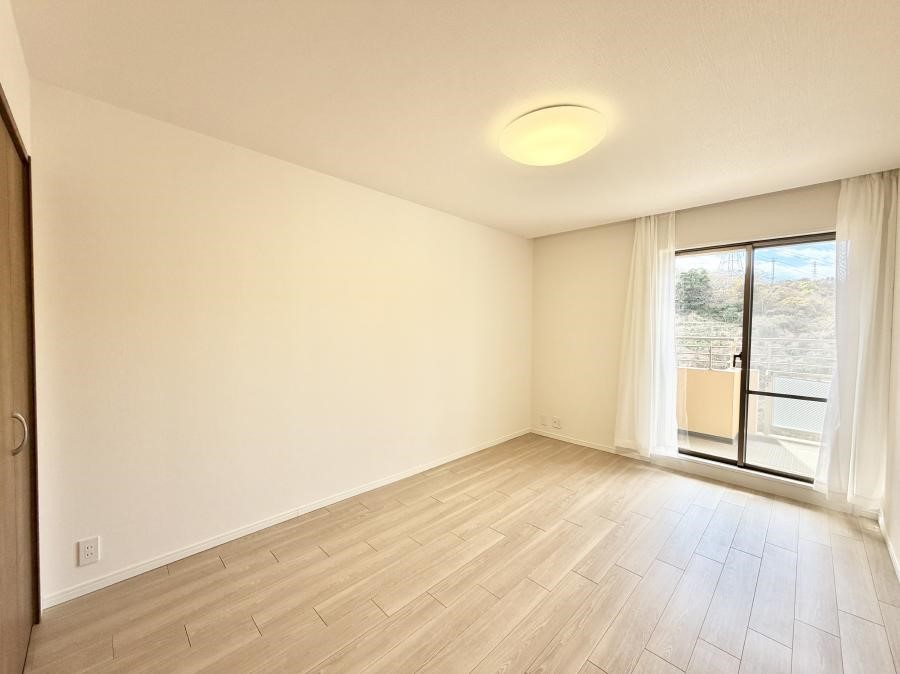 �q������ �����������̍D�݂ɍ��킹���C���e���A�𐮂��₷�����𔽉f�ł���ꏊ�ł�