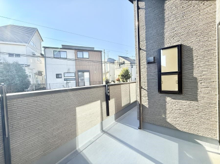 �o���R�j�[ ������ �G�߂̈ڂ낢����������J���I�ȋ�Ԃł�