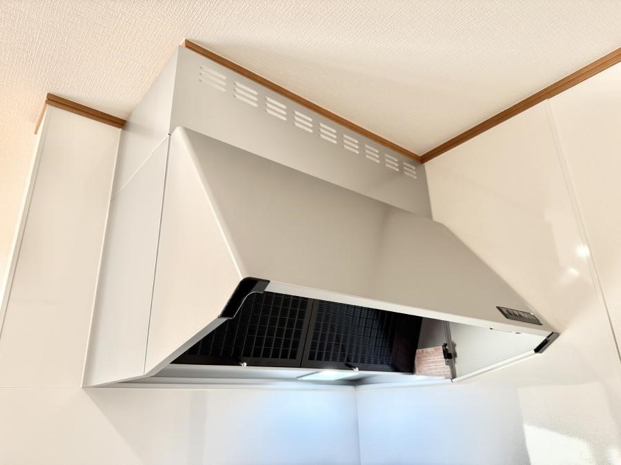 ���̑����� �ݔ����t�[�h�ɕ����Ă���ׁA���������C��ɗU������A�����I�ɔr�����ł��܂�