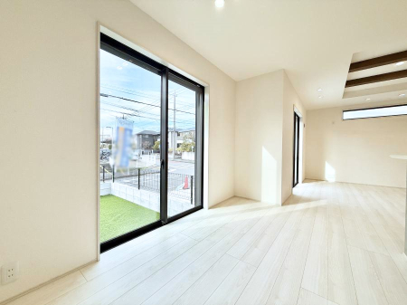 ���̑����� �������Ƒ��̏Ί炪���ӂ��A���났�̋��