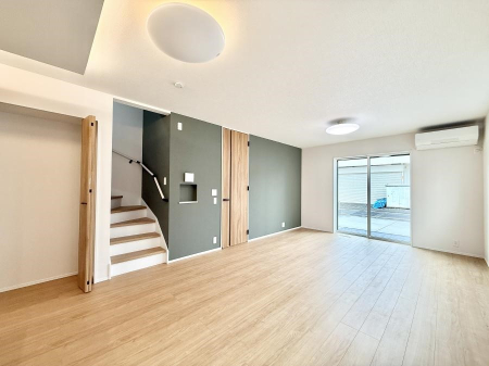 ���r���O �������V���v���������ґ�A��؂Ȑl�Ɖ߂����S���قǂ�����