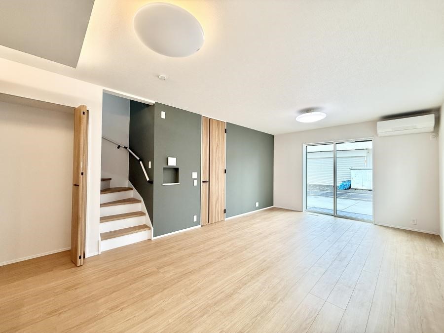 ���r���O �������V���v���������ґ�A��؂Ȑl�Ɖ߂����S���قǂ�����