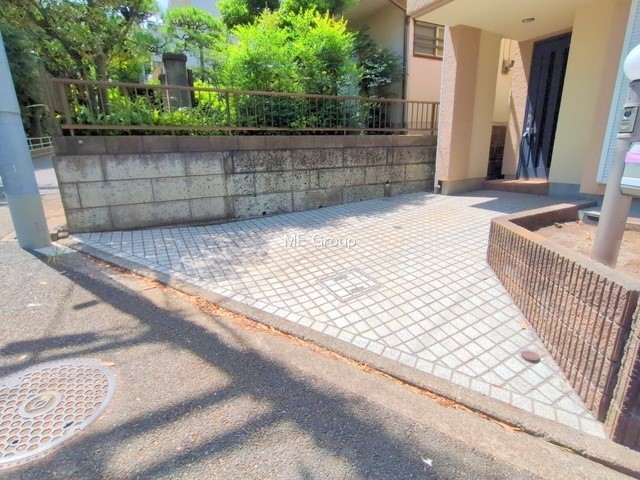  �O�ρ�����ɃJ�[�X�y�[�X������Ə�����܂�