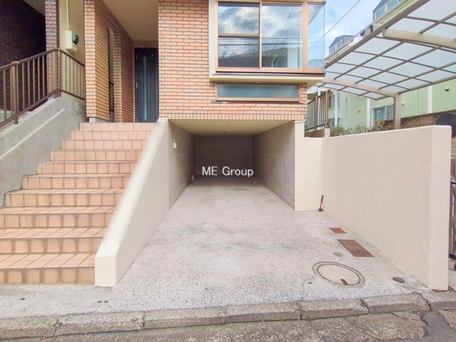  �O�ρ����K�Ȓ��ԃX�y�[�X�ň��S