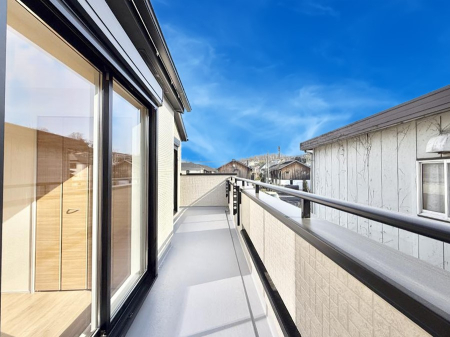 �o���R�j�[ ������ ���̃R�[�q�[���̐�����y���ށA�����̏ꏊ