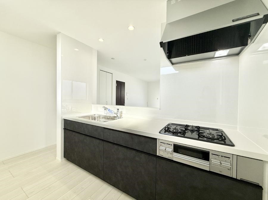 �L�b�`�� �������V���v���Ŕ������S�n�悢���Ԃ𐶂ރL�b�`�����