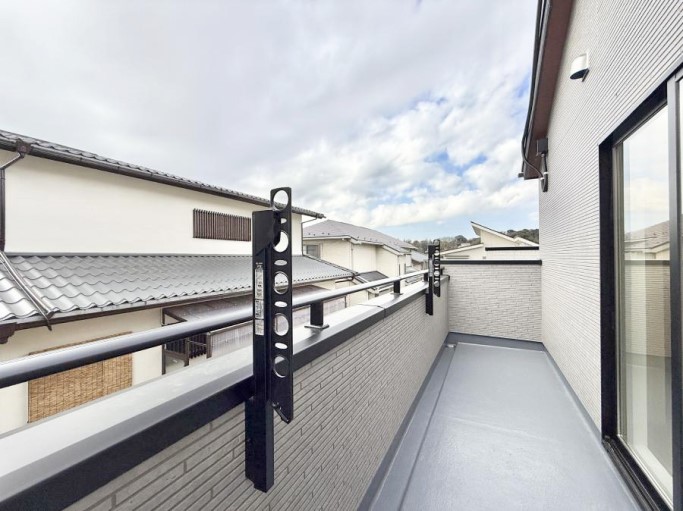 �o���R�j�[ ������ ��𒭂߂Ȃ���A�ق��ƈꑧ������ʂȋ��