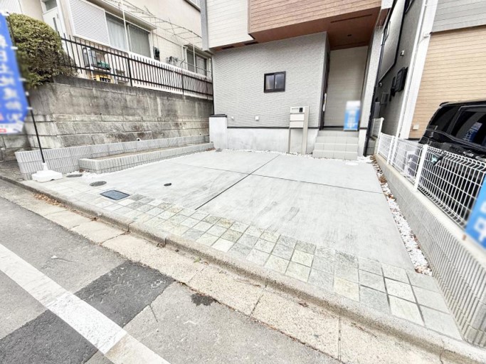  �O�ρ������̒��Ԃ����K��