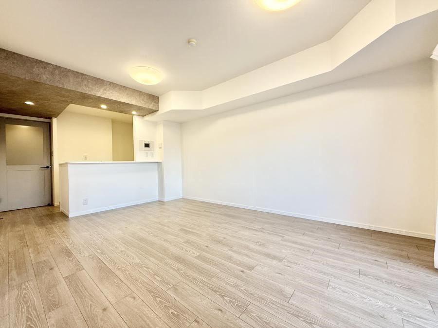 ���r���O ���������났�ƏΊ炪�W�܂�A�S���܂郊�r���O