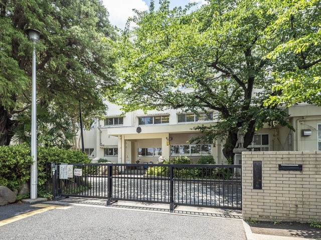 ���ӊ� ���w�Z 500m ���l�s�����a�c���w�Z