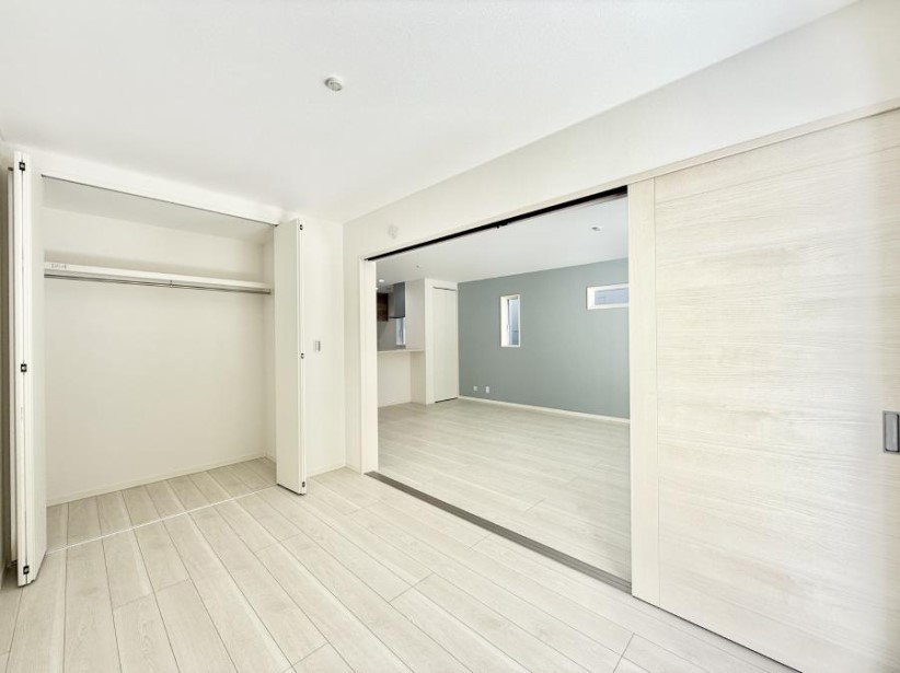 �q������ �������Ƌ�⃌�C�A�E�g�����R�ɔz�u�ł��邽�ߎg�����肪�ǂ����K�ɉ߂����܂�