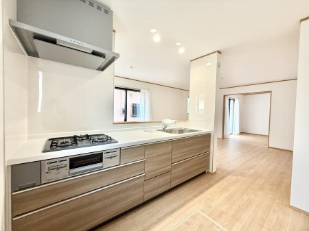 �L�b�`�� �����������������Ԃ����܂��A�Ί炠�ӂ��L�b�`��