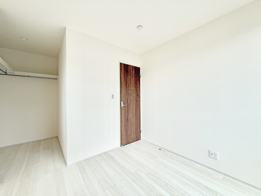 �q������ ����