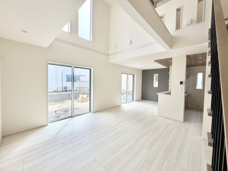 ���r���O ���������ƕ���������A�����b�N�X�ł�����