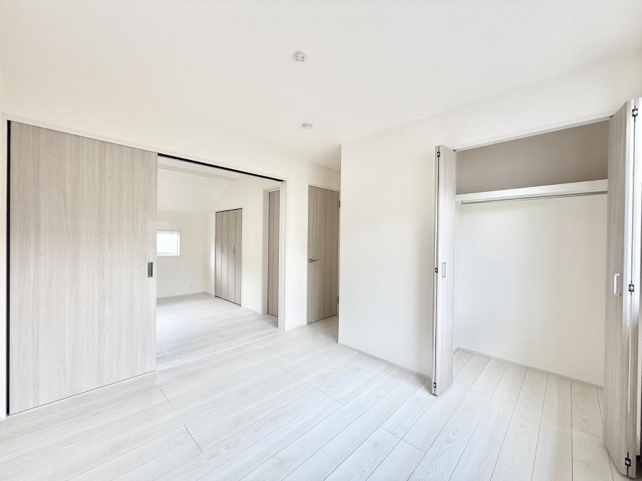 ���̑����� �����������������F�����̂������ŉ��₩�Ȏ��Ԃ��y���߂܂�