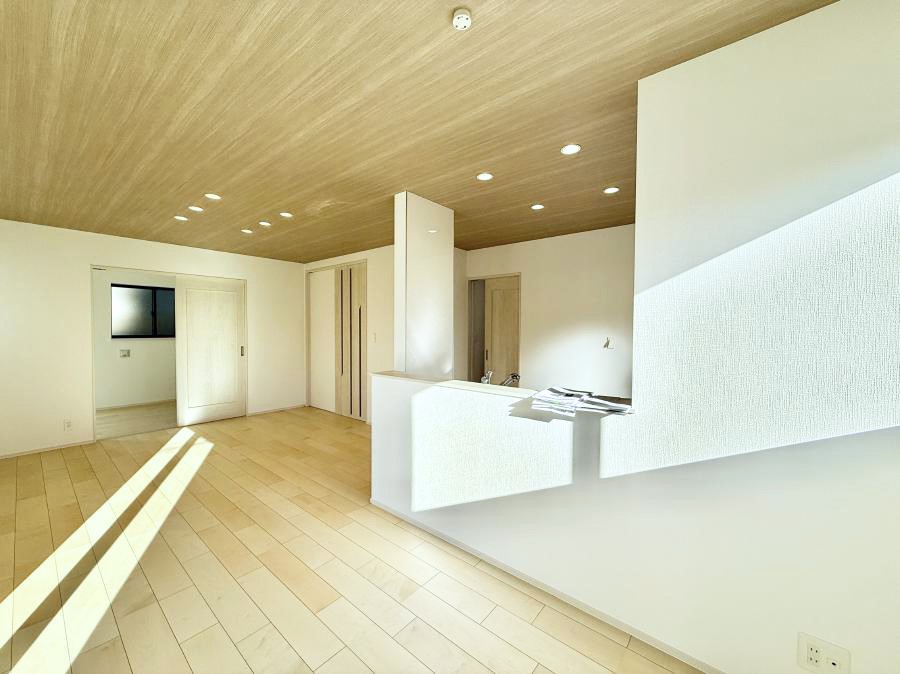 ���r���O ���������R�Ɖ�b�����܂��A�S�n�悢�ЂƂƂ�