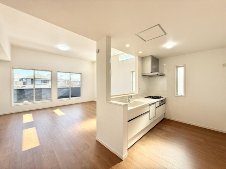 �L�b�`�� �������Ƒ����J��[�߂�A������̂���L�b�`��