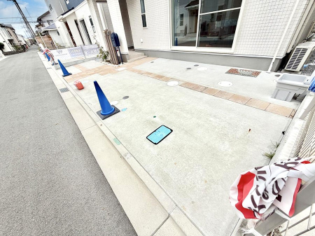  �O�ρ������̒��Ԃ����K��