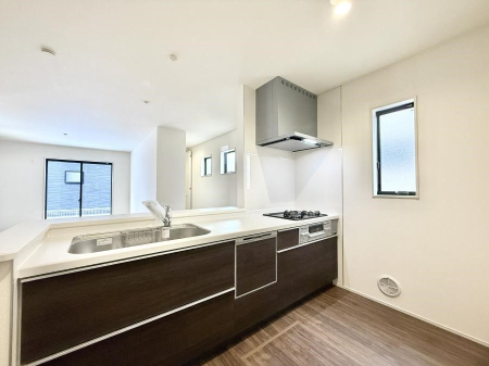 �L�b�`�� �������Ƒ����J��[�߂�A������̂���L�b�`��