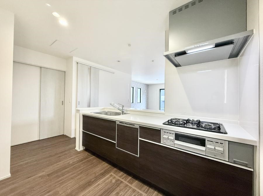 �L�b�`�� ���������y���݂ƐH�ׂ�K����͂���L�b�`��