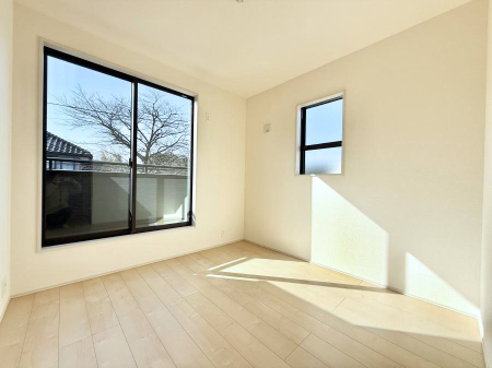 �Q�� ���������̔z�u��ʋC���̗ǂ��݌v�ŕ����̋�C�������炸�A��ɐV�N�ȋ�C������܂�