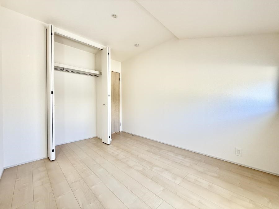 ���[ ����