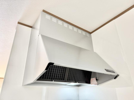 ���̑����� �ݔ����������̏��C����������C��ɗU������A�����I�ɔr�����ł��܂��B