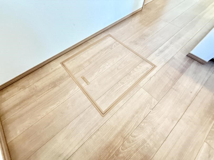 ���̑����� �ݔ����B�ꂽ���[�X�y�[�X�ŉƑS�̂��X�b�L��